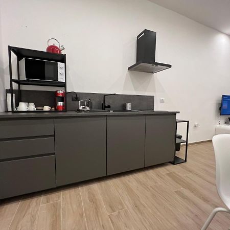 Citywise Vittorio - Independent Apartment Near Bari Central Station Luaran gambar