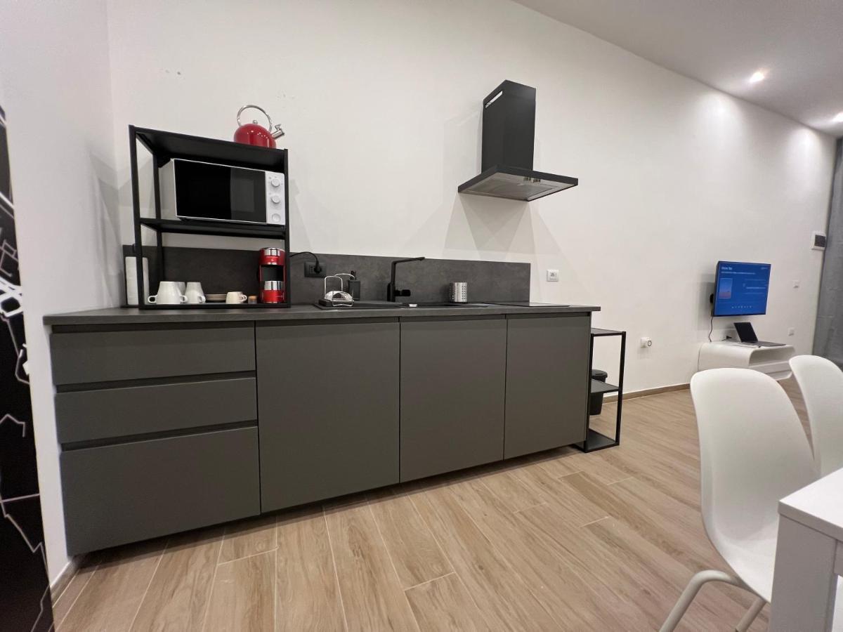 Citywise Vittorio - Independent Apartment Near Bari Central Station Luaran gambar