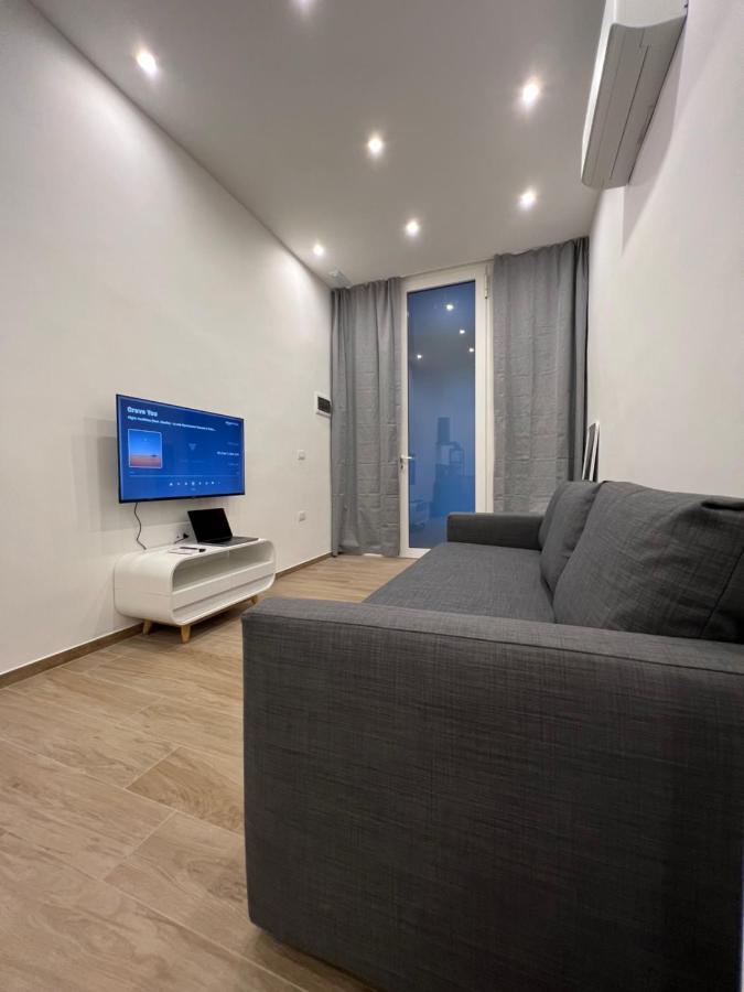 Citywise Vittorio - Independent Apartment Near Bari Central Station Luaran gambar