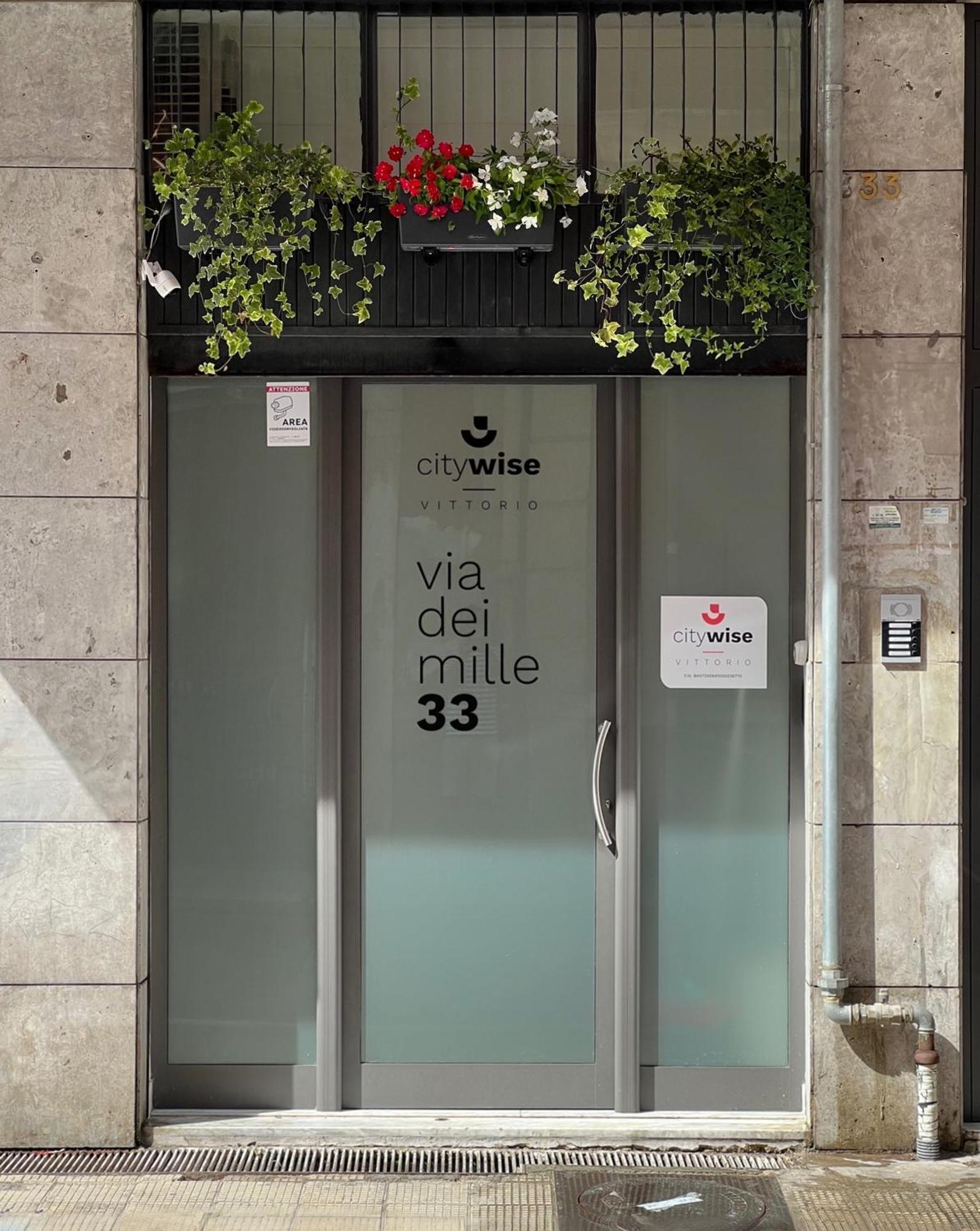 Citywise Vittorio - Independent Apartment Near Bari Central Station Luaran gambar